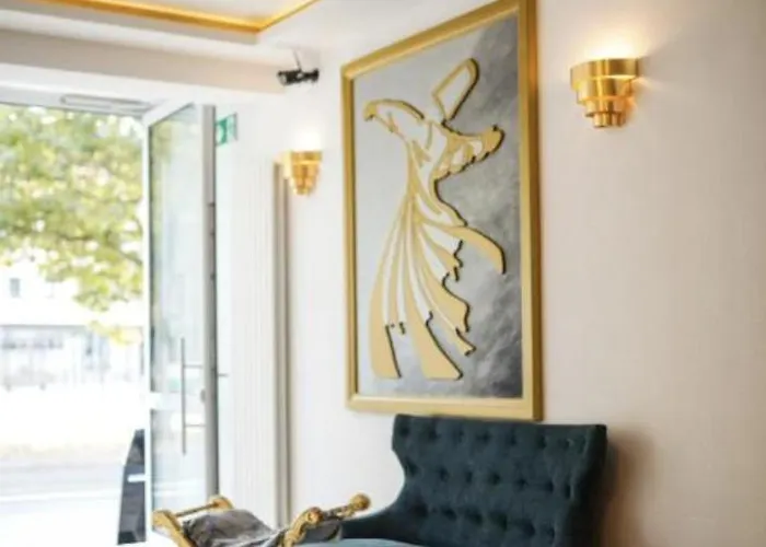 Stadthotel Am Adenauerplatz Hotel *