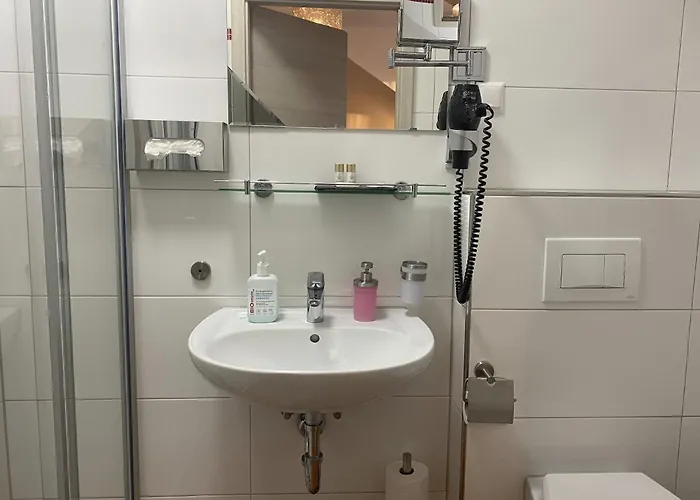 Hotel Stadthotel Am Adenauerplatz